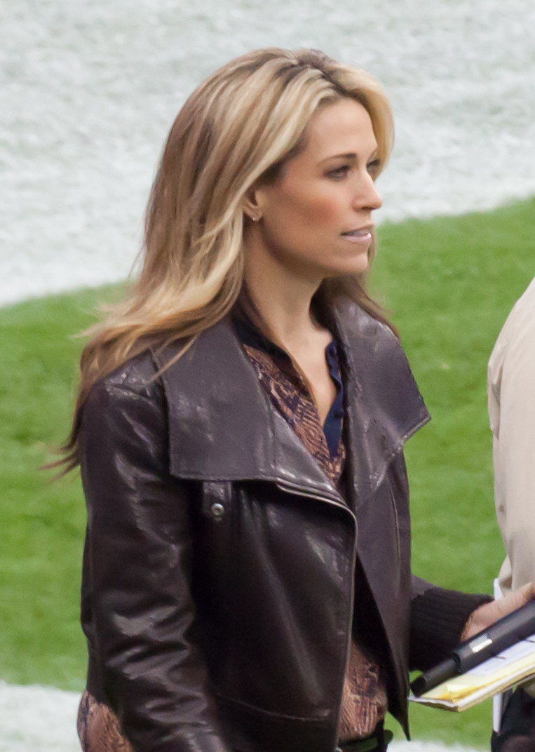 alex flanagan net worth - Article 1